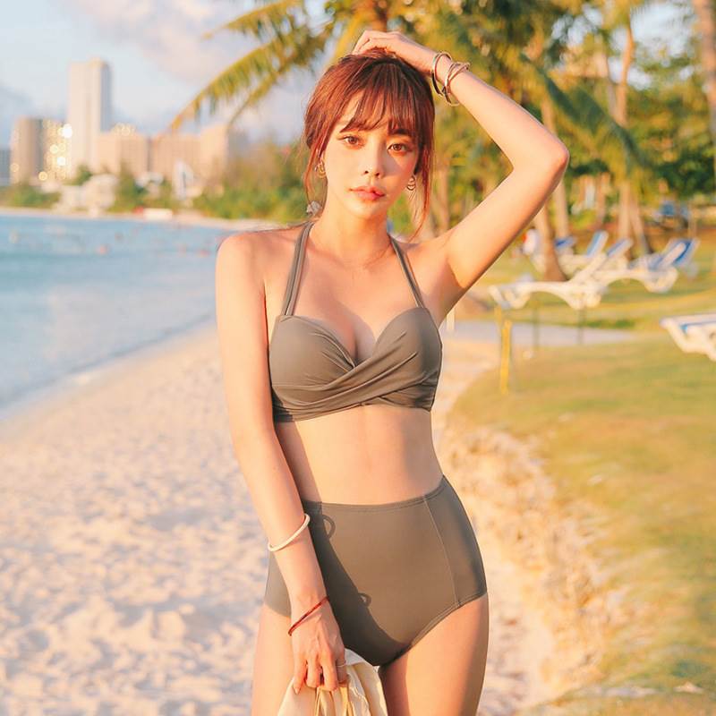 盛れる水着かっこいい水着ビキニセパレートセクシーパッド付き無地スタイリッシュリゾート旅行個性的主役級三角ビキニエキゾチックツーピース大人っぽい盛れる華やか上下セットホルターネックおしゃれ存在感セット