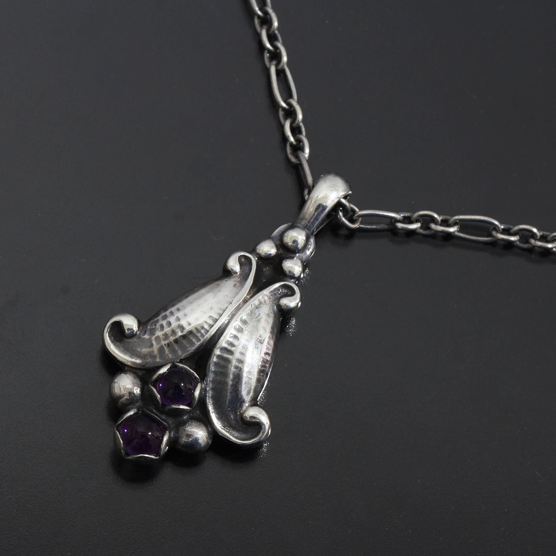 美品 ネックレス ♯200 ジョージジェンセン/  楽天市場】ジョージジェンセン 色石 ネックレスリーフ SV925 中古