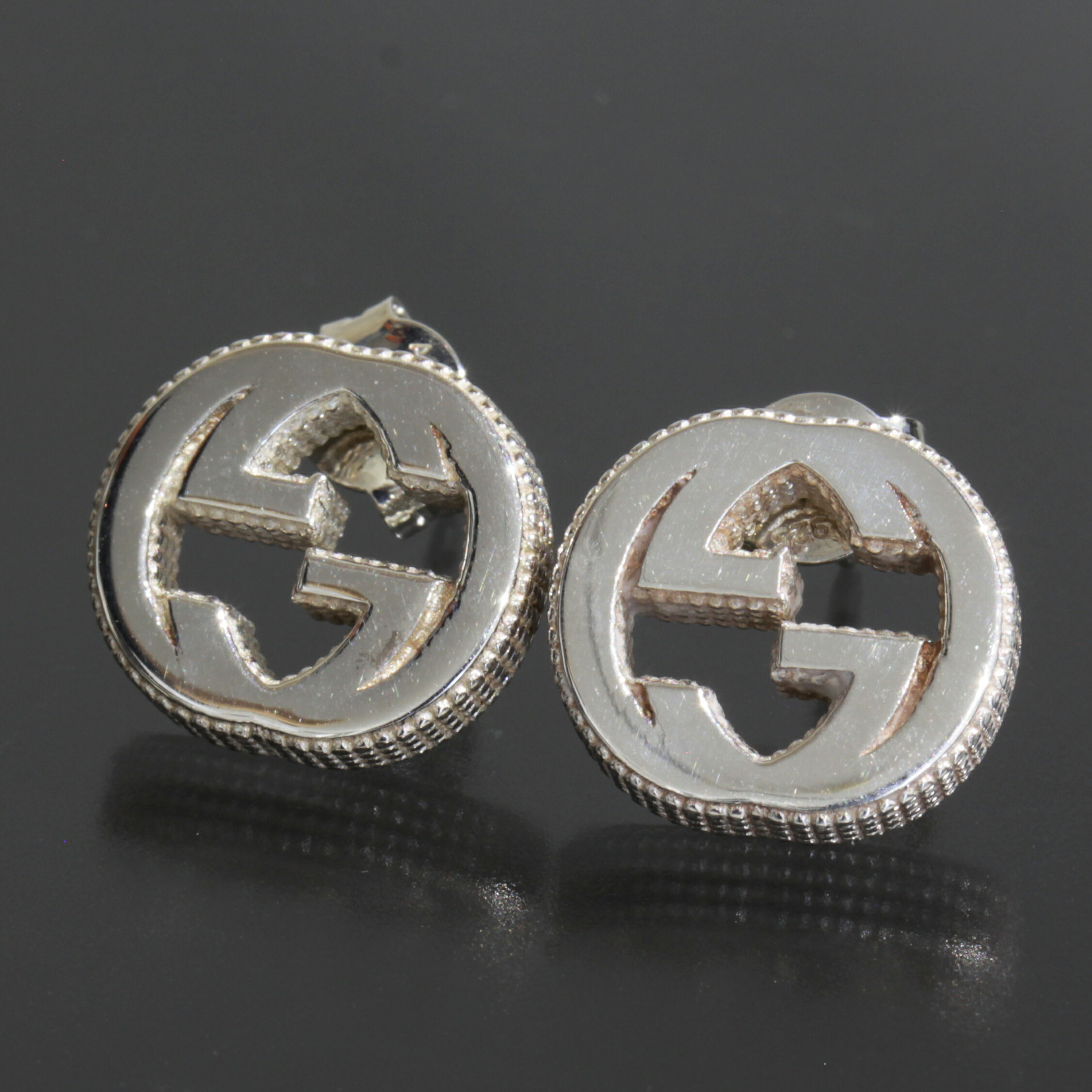 GUCCI グッチ パールピアス 新品同様美品 GUCCI グッチ ロゴ ドロップ ピアス シルバー レディース [中古