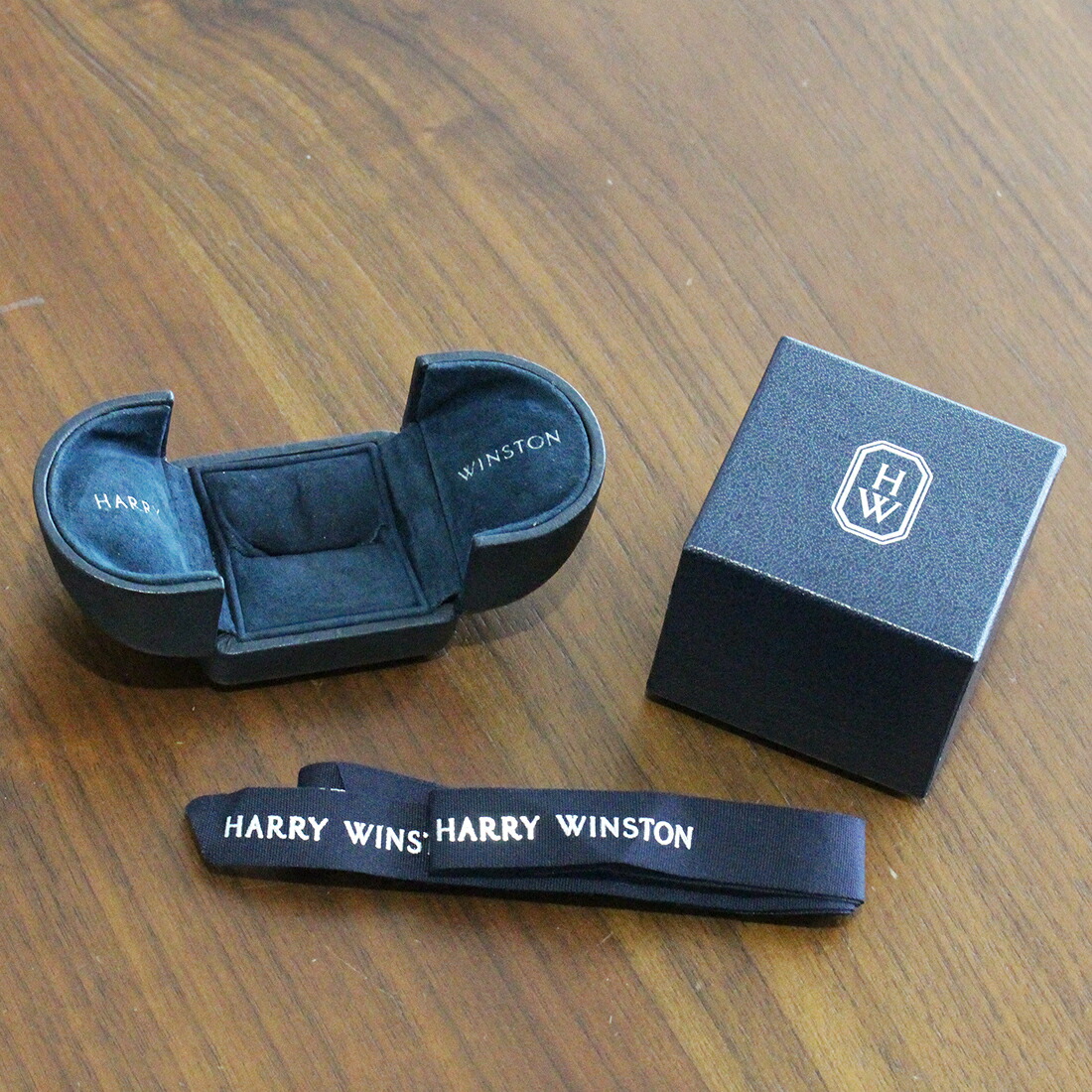 【美品】ハリーウィンストン　ジュエリーケース vectorpremium_081-102412180142