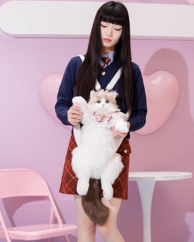 Chongker ハンドメイド リアルな猫型リュック 猫のぬいぐるみペット好きな人へのプレゼント 女性へのプレゼント (リュック)|White market