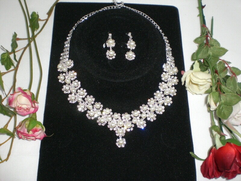 楽天市場】ゴージャス＆エレガント！ウェディングネックレス