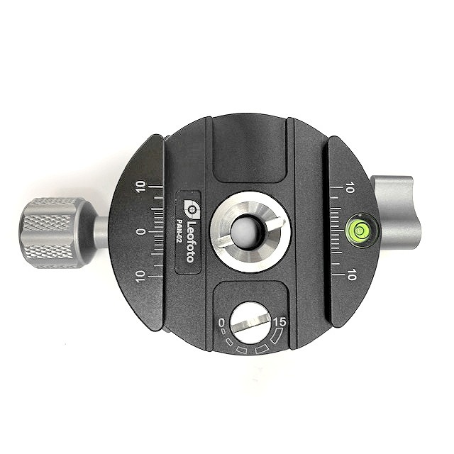 楽天市場】Leofoto(レオフォト) PAN-02 パノラマ雲台［3/8,1/4インチ