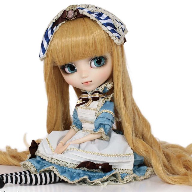 pullip up dolls