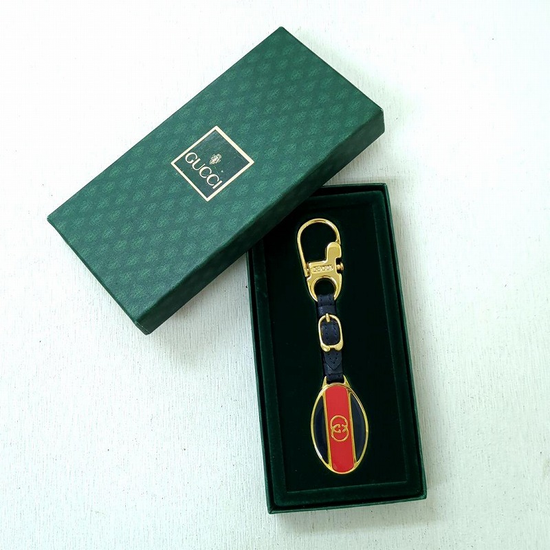 GUCCI グッチ　GGロゴ キーホルダー　スネーク　go6060☆P&S 楽天市場】GUCCI グッチスネークキーホルダー蛇 縁起物
