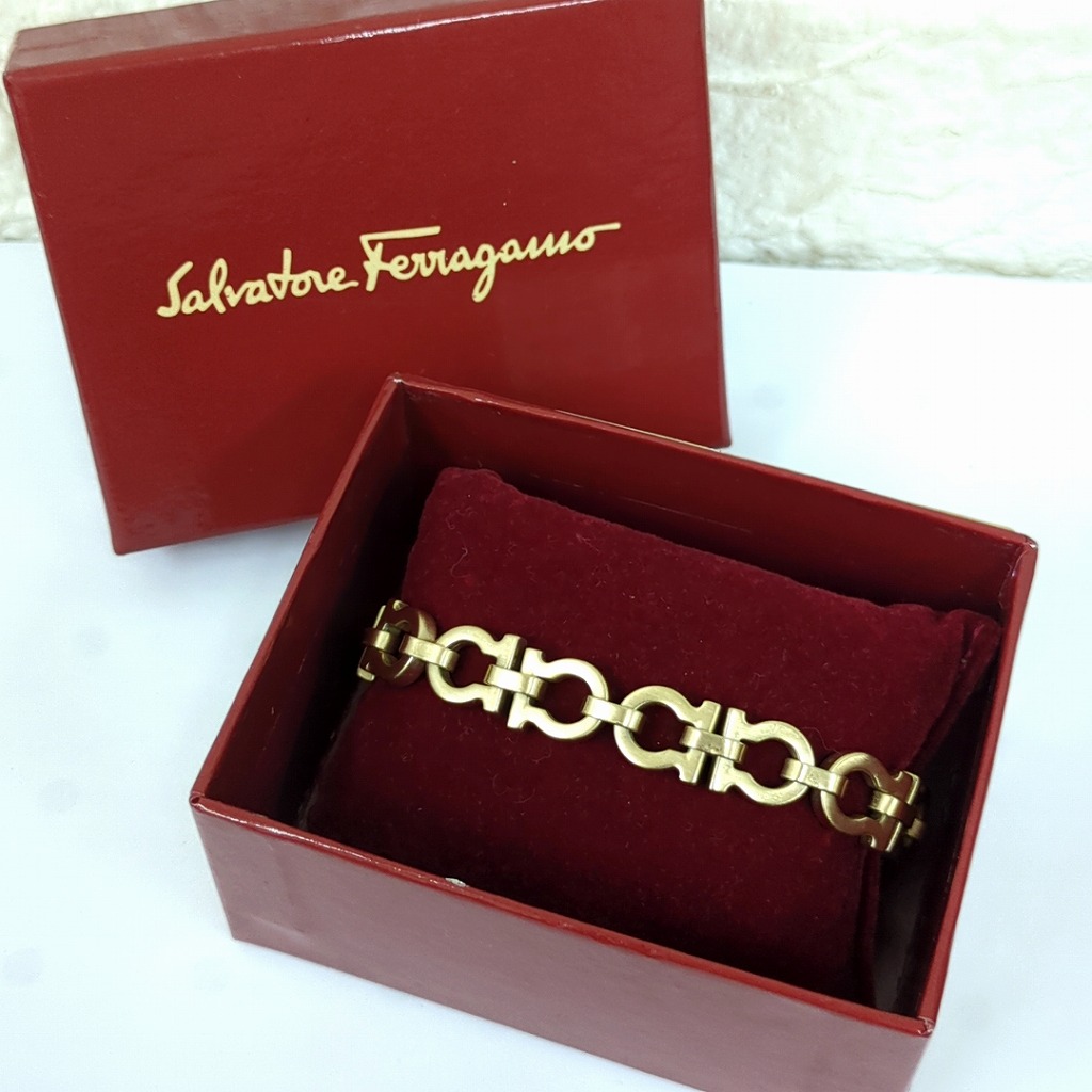 【最終値下げ】⭐︎未使用品⭐︎⭐︎CAROLINA BUCCI バングル　K18 最終値下げ】⭐︎未使用品CAROLINA BUCCI バングル K18 楽天市場