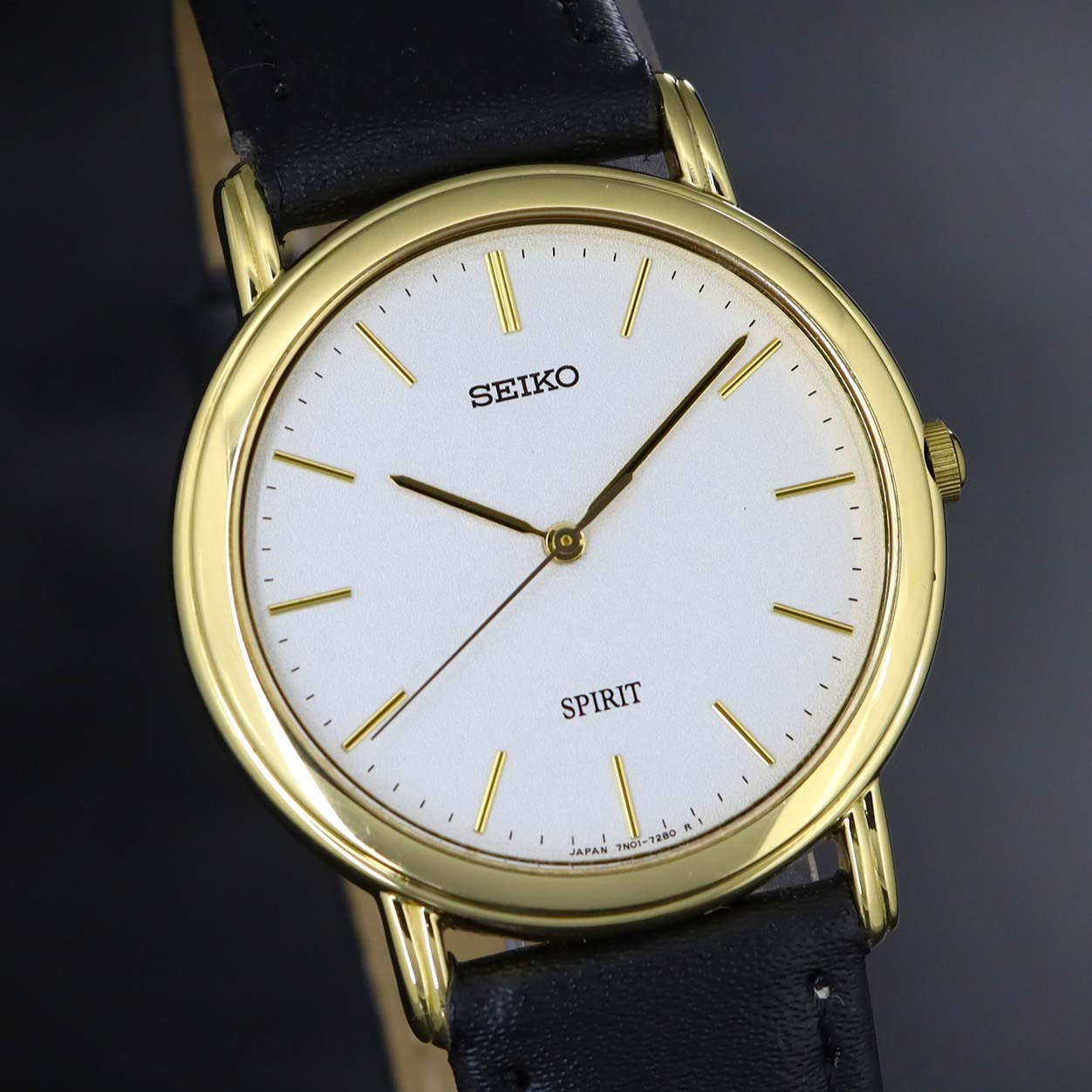 専用出品✨ SEIKO スピリット　腕時計　ソーラー　チタン　デイト　コンビ 専用出品✨ SEIKO スピリット 腕時計 ソーラー チタン デイト