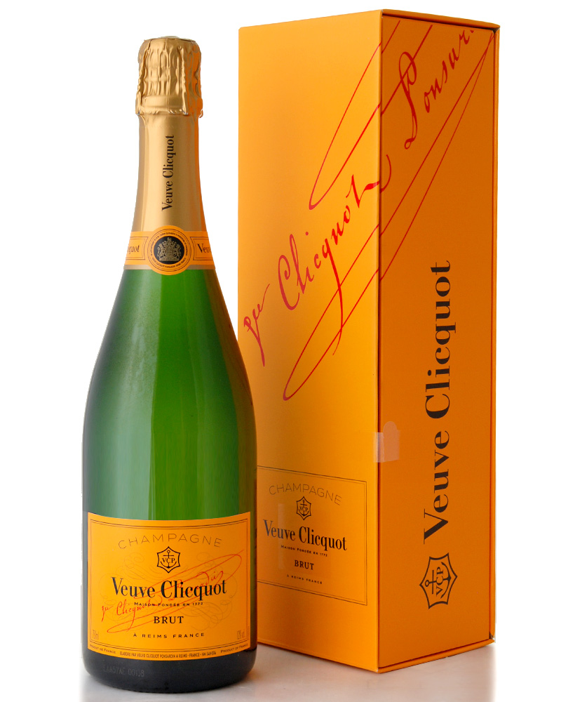 Шампанское veuve alban. Veuve Clicquot Brut VCP. Шампанское Veuve Clicquot, Brut, Box "traveller" with two Glasses. Sauvignon Blanc шампанское. Вдова Клико портрет.