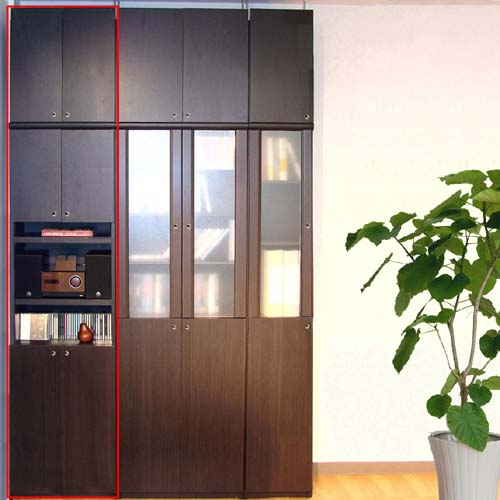 木製CD収納ラック 高さ２２６～２３５ｃｍ幅６０～７０ｃｍ奥行１９ｃｍ厚棚板（棚板厚2.5cm）　本体棚扉サイズ:上扉41.5cm+下扉52.5cm (高さ\u003dラック高さ178cm+突張棚高さ41cm+伸縮突張金具) 飾り棚付両開き扉木製CD収納ラック