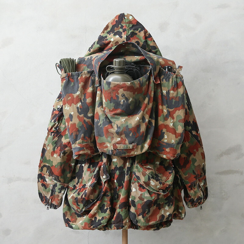 モデル品の決定版！【スイスの軍服】陸軍迷彩フィールド