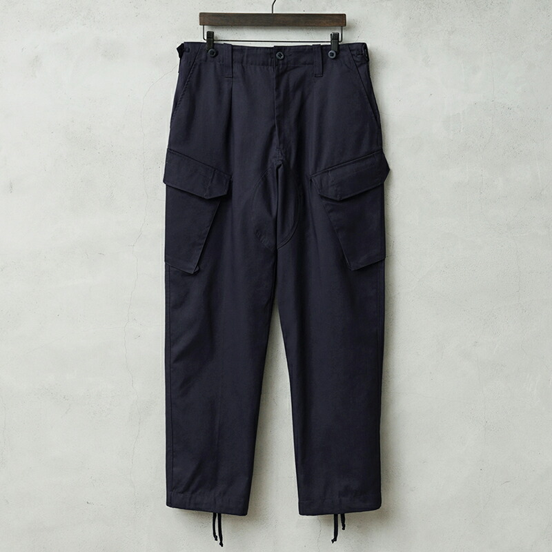希少 実物 新品 デッドストック イギリス軍 ROYAL NAVY COMBAT カーゴパンツ スラントポケット【クーポン対象外】【I】｜ミリタリーパンツ ワークパンツ ボトムス 軍放出品 軍パン 大きいサイズ ワイド ゆったり ユーロサープラス ロイヤルネイビー