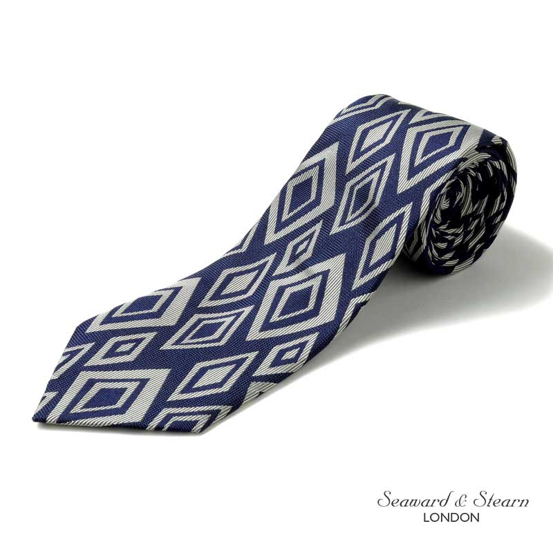 Seaward & Stearn / シーワード&スターン|シルクジャカードスクエア柄ネクタイ|(ネイビー×シルバー)| 【ネコポス対応】/Seaward&Stearn シルクネクタイ ジオメトリック ビジネス メンズ イギリス アウトレット|WISE MAN’S STORE 店