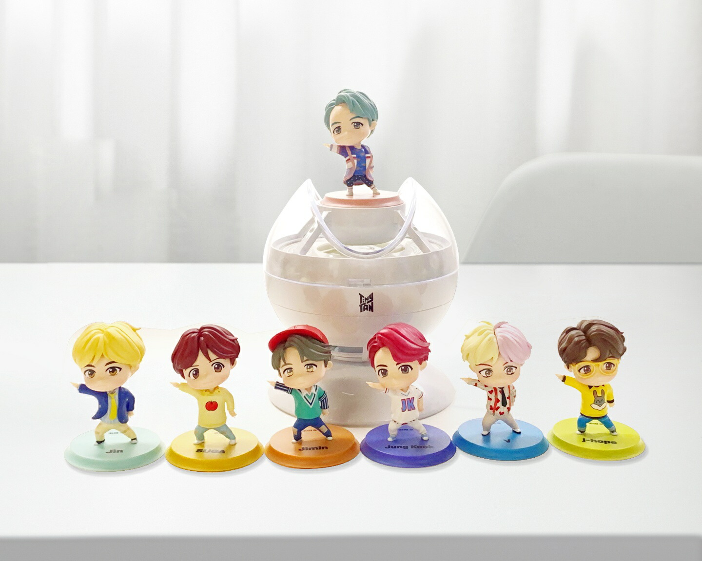 防弾少年団 グッズ① 楽天市場】BTS 防弾少年団 BTS TINYTAN FIGURE/ミニフィギュア