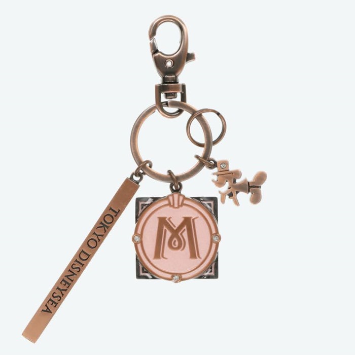 Disney アンバサダーホテルキーホルダーセット ディズニー ホテル キーホルダー 2点セット - メルカリ