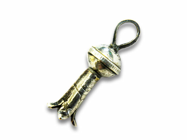 【CHOOKE/車輪止め】「Quarter Dollar Squash Charm/クォーターダラースカッシュチャーム」(C-33B)(年寄りの硬貨/アンティーク硬貨/ヴィンテージコイン/先住民付属物/付属物/ハーレー/アメカジ/差し上げ物/狼容器に並べる) ペンダントトップ-ジュエリー・アクセサリー