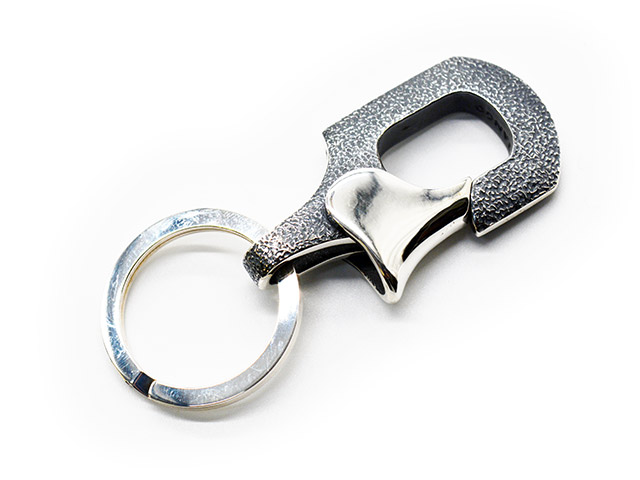 【Jango/ジャンゴ】「Key Holder-13/キーホルダー-13」(JKH-13)(Silver925/GERUGA/先だつものガ/LOST CONTROL/ロスト抑えつける/ハーレー/差し上げ物/しろがね色/添え物/アメカジ/ホイールズアパレル/熱っぽい極点/WOLF PACK/狼容器に並べる)
