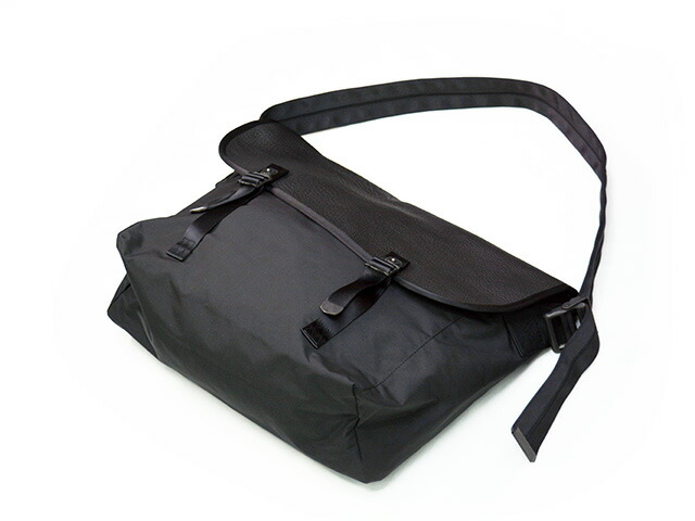 【ATTRACTIONS/アトラクションズ】&times;【SPEAKEASY/スピークイージー】「Black Messenger/ブラックメッセンジャー」(A20037)(WEARMASTERS/ウエアマスターズ/アメカジ/ハーレー/WOLF PACK/ウルフパック)｜WOLF PACK店