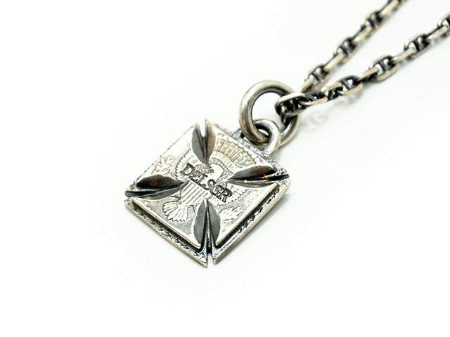 【DAZZLE SUGAR/ダズルシュガー】「Old Coin Iron Cross Pendant/オールドコインアイアンクロスペンダント」 (ホイールズアパレル/アメカジ/ストリート/ハーレー/トライアンフ/バイカー/バイク/チョッパー/ボバー/カスタム/ホットロッド/WOLF PACK/ウルフパック)