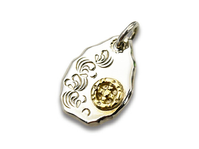 【FIRST ARROW\u0027s/ファーストアローズ】「Flat Hammered Arabesque Carving Metal wuth K18 Medicine Wheel/K18メディスンホイール付き添い人ハラ草彫り平打メタルペンダントトップ」(P-018)(先住民/北米インディアン/アメカジ/付属物/差し上げ物/狼容器に並べる) メンズジュエリー・アクセサリー-ジュエリー・アクセサリー-ペンダントトップ