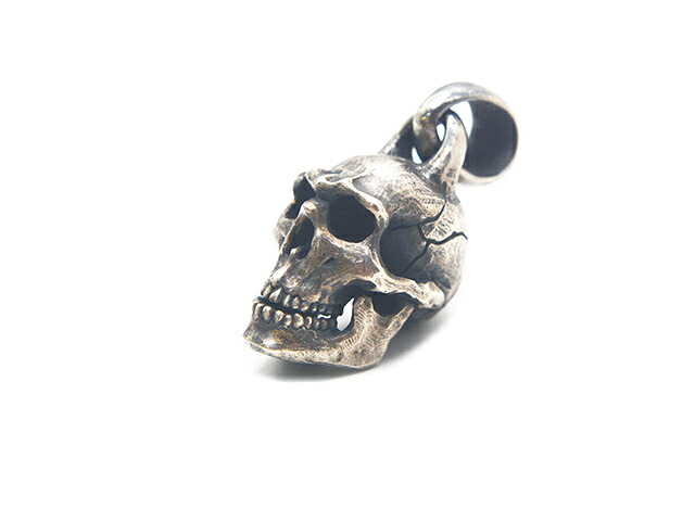 【MAD CULT/マッドカルト】「Arosa Pendant Top/アローザペンダントトップ」(PT-19)(Silver925/Brass/佩び物/宝飾品/差し上げ物/バイ鉄道車両/ハーレー/熱っぽい極点/アメカジ/お手々お手伝いさん/ホイールズアパレル/WOLF PACK/狼風呂敷き包み)
