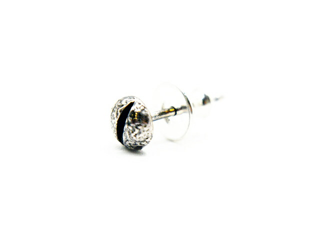 【MAD CULT/マッドカルト】「Rusty Stud Pierce/ラスティースタッドピアス」(P-16) (Silver925/アクセサリー/ジュエリー/プレゼント/バイカー/ハーレー/ホットロッド/アメカジ/ハンドメイド/WOLF PACK/ウルフパック)