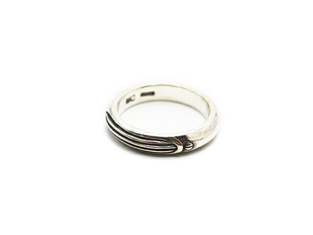 【MAD CULT/マッドカルト】「Narrow Fin Ring/ナローフィンリング」(R-40)(Silver925/アクセサリー/ジュエリー/プレゼント/バイカー/ハーレー/ホットロッド/アメカジ/ハンドメイド/WOLF PACK/ウルフパック)｜WOLF PACK店