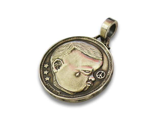 【Custom Souvenior Shop”ROAD”/カスタムスーベニアショップ”ロード”】「Amazing World Pendant Top/アメージングワールドペンダントトップ」(PT-17)【対応】(ハーレー/バイカー/チョッパー/ボバー/ホットロッド/プレゼント/アクセサリー/ウルフパック)|WOLF PACK店