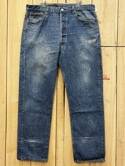 LEVI'Sリーバイス501 デニムジーンズ USA製 90s w40 希少 楽天市場】90s USA製 リーバイス501 ヒゲ ジーンズ 濃いめ 実寸W34 L32