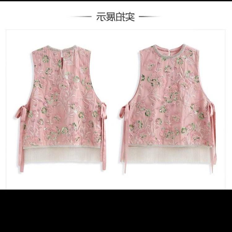 ベスト レディース ノースリーブ ジレ 新中華風 チャイナ風 刺繍 ビーズ装飾 エレガント 高級感 トップス 重厚感 お呼ばれ デート お出かけ 大人かわいい 上品 通勤 普段使い レイヤード 重ね着 華やか｜ワンダーデポ
