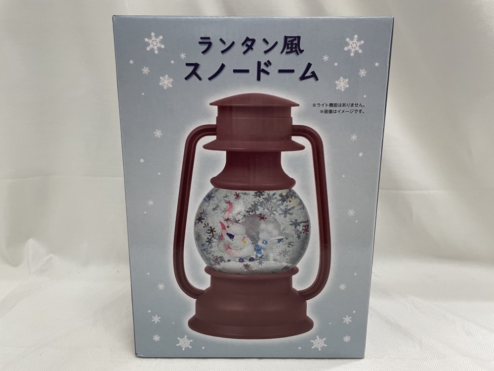 ポケモンセンター　ランタン　スノードーム　アローラロコン　ヒスイゾロア アローラロコン＆ヒスイゾロアの「ランタン風スノードーム」が