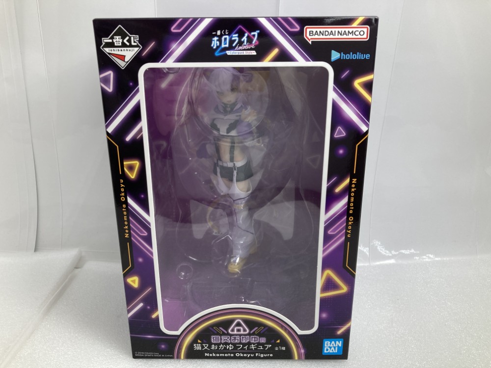 ホロライブ 猫又おかゆ 活動3周年記念 BIGメガネ置きアクリルスタンド ホロライブ 活動3周年記念 猫又おかゆ BIGメガネ置きアクリル