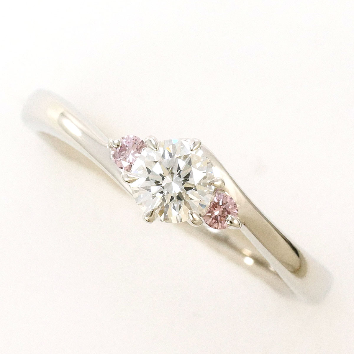PT900/プラチナ リング・指輪 11号 ダイヤ 0.304 ct ピンクダイヤ 0.05 ct VVS2 鑑定書 総重量約3.5g ジュエリー 送料無料 新品同様 【中古】 ギフトラッピング無料