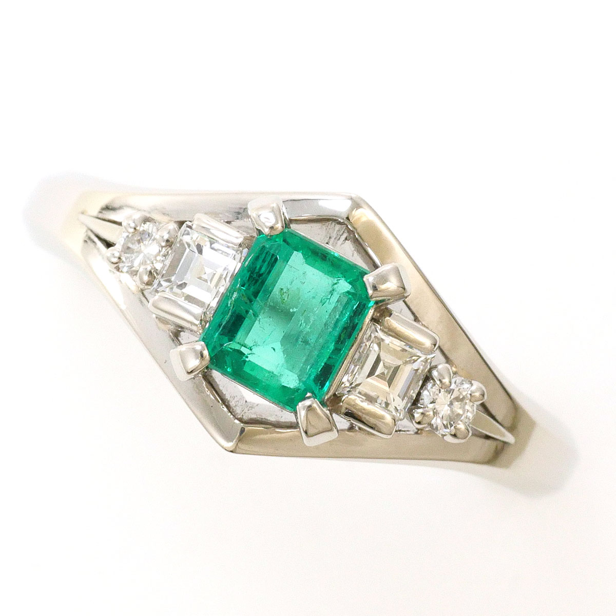 PT900/プラチナ リング・指輪 15号 エメラルド 0.44ct ダイヤ カード鑑別書 総重量約6.8g ジュエリー 送料無料 新品同様 【中古】 ギフトラッピング無料