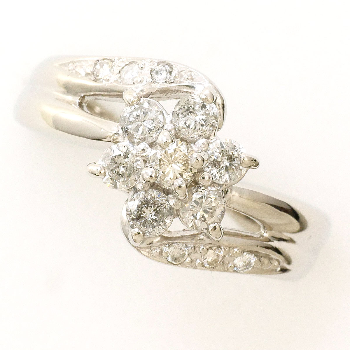 PT900/プラチナ リング・指輪 11号 ダイヤ 0.50ct カード鑑別書 総重量約4.0g ジュエリー 送料無料 新品同様 【中古】 ギフトラッピング無料