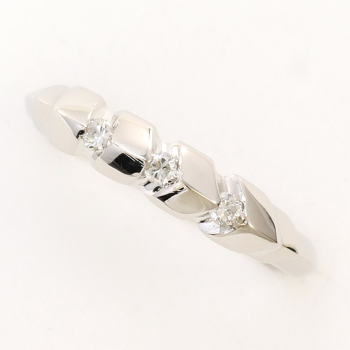 PT900/プラチナ リング・指輪 9号 ダイヤ 0.08ct 総重量約2.8g ジュエリー 送料無料 新品同様 【中古】 ギフトラッピング無料 45,370円