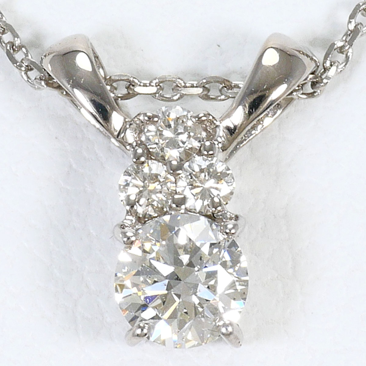 K18WG ネックレス ダイヤ 0.248 ct ダイヤ 0.06 ct SI1 鑑定書 約45cm 総重量約1.8g ジュエリー 送料無料 新品同様 【中古】 ギフトラッピング無料|ワンダープライス 店