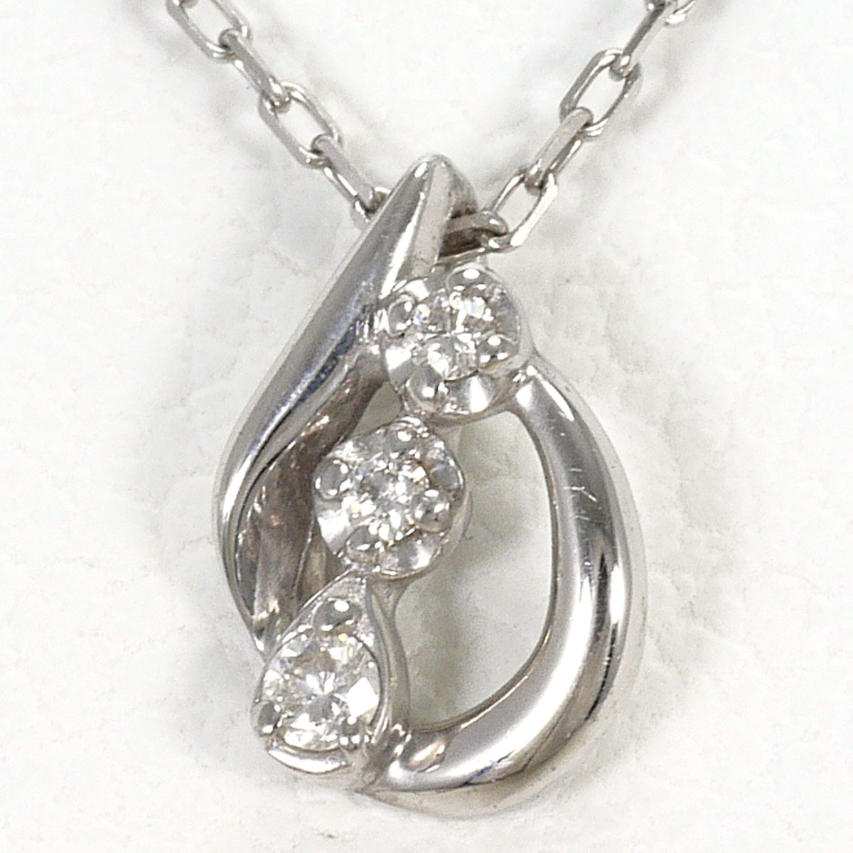 K10WG ネックレス ダイヤ 0.01ct 約40cm 総重量約0.7g ジュエリー 送料無料 新品同様 【中古】 ギフトラッピング無料｜ワンダープライス　店