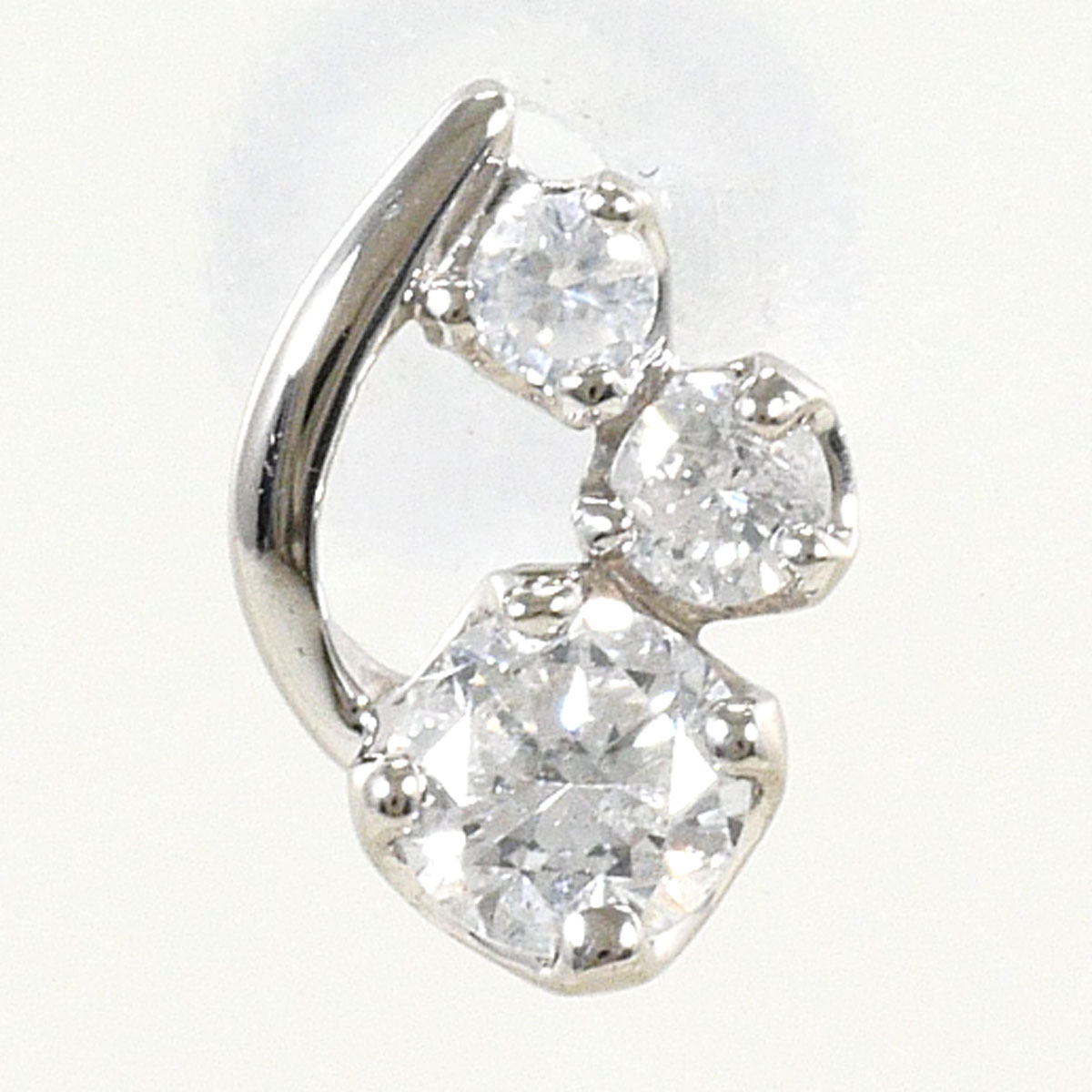 PT900 プラチナ ピアス(片耳) ダイヤモンド 0.16 総重量約0.3g ジュエリー 中古 送料無料 【中古】 ギフトラッピング無料|ワンダープライス 店