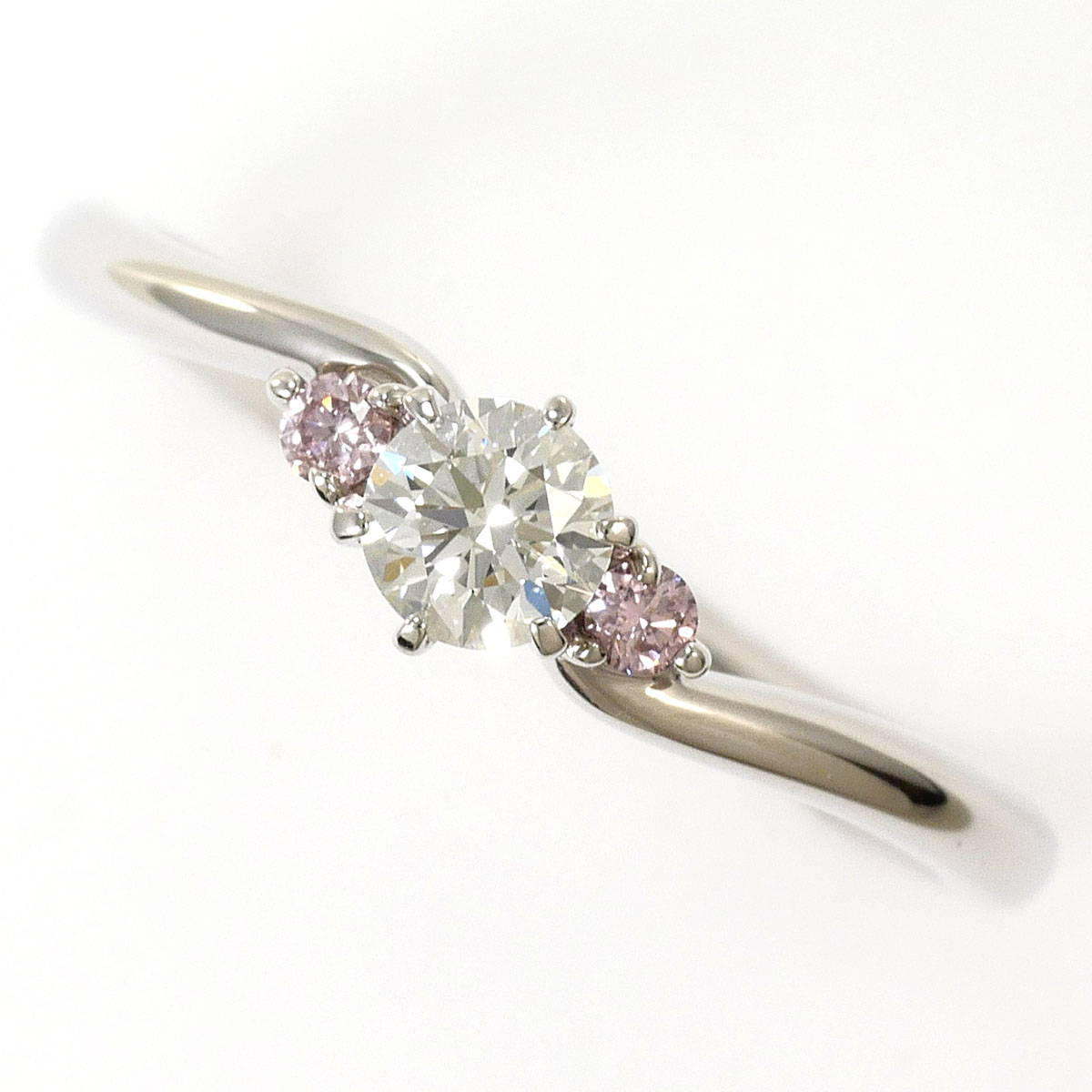 PT900 プラチナ リング・指輪 ダイヤモンド 0.217 ピンクダイヤモンド 0.044 VS2 鑑定書 総重量約3.0g ジュエリー 中古 送料無料 【中古】 ギフトラッピング無料｜ワンダープライス　店