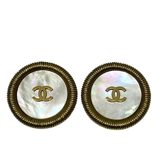シャネル CHANEL ココマーク 94P シェル ブランド小物 イヤリング レディース 送料無料 【中古】