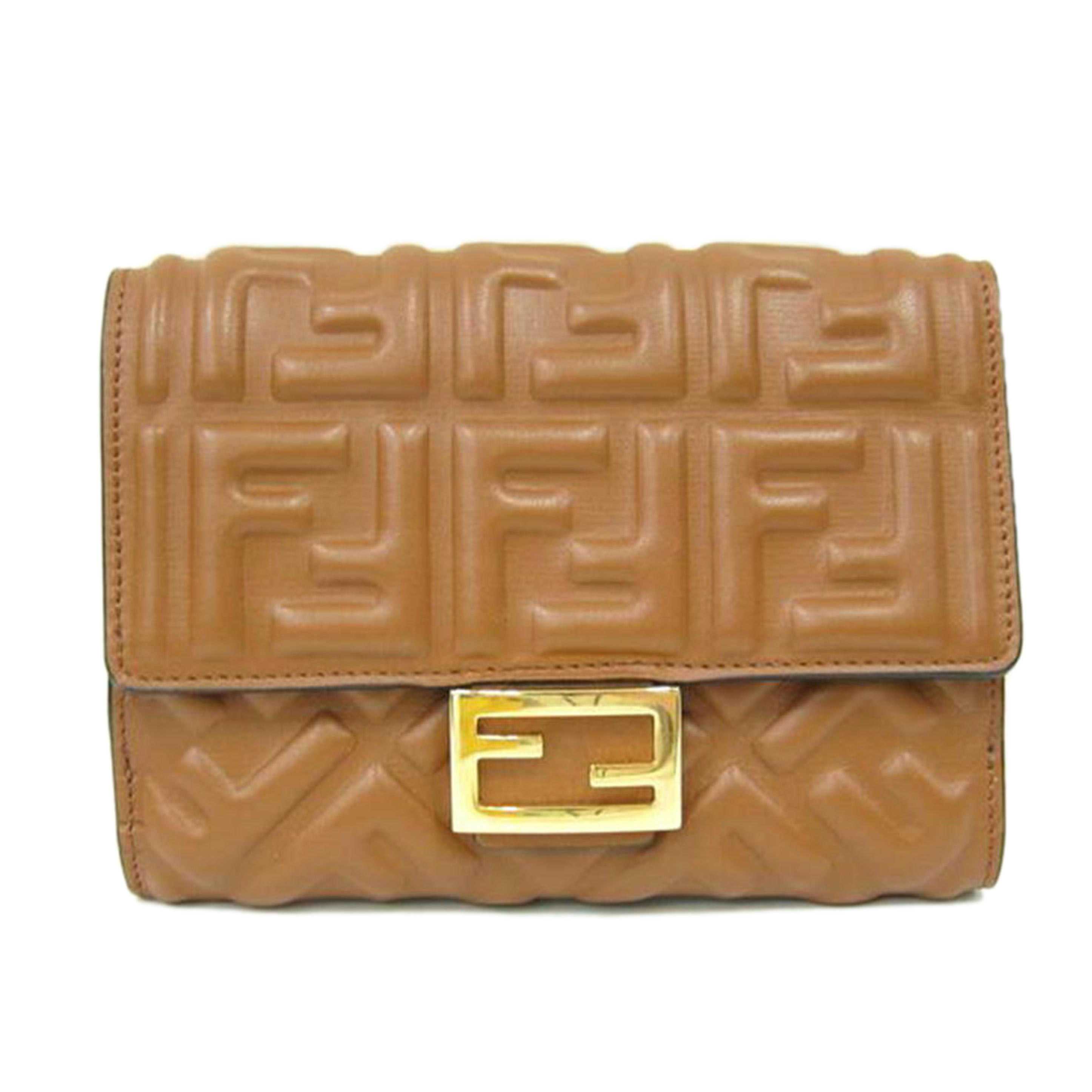 FENDI フェンディー 2ツ折リエンボス財布 8M0419-