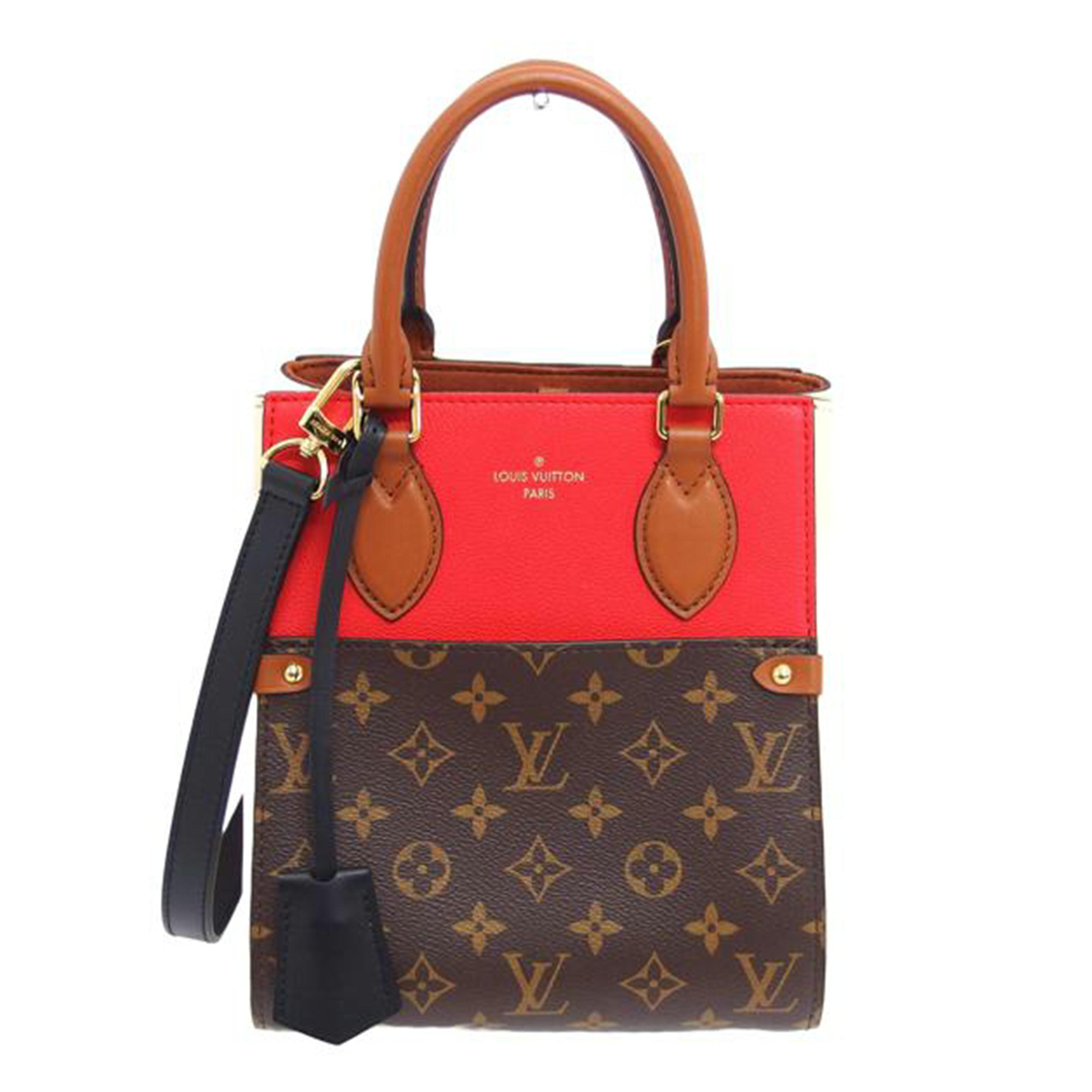 Louis Vuitton フロントフォールド スウィムスーツ LOUIS VUITTON オーベルカンフ ブーツ ルイヴィトン スワロ