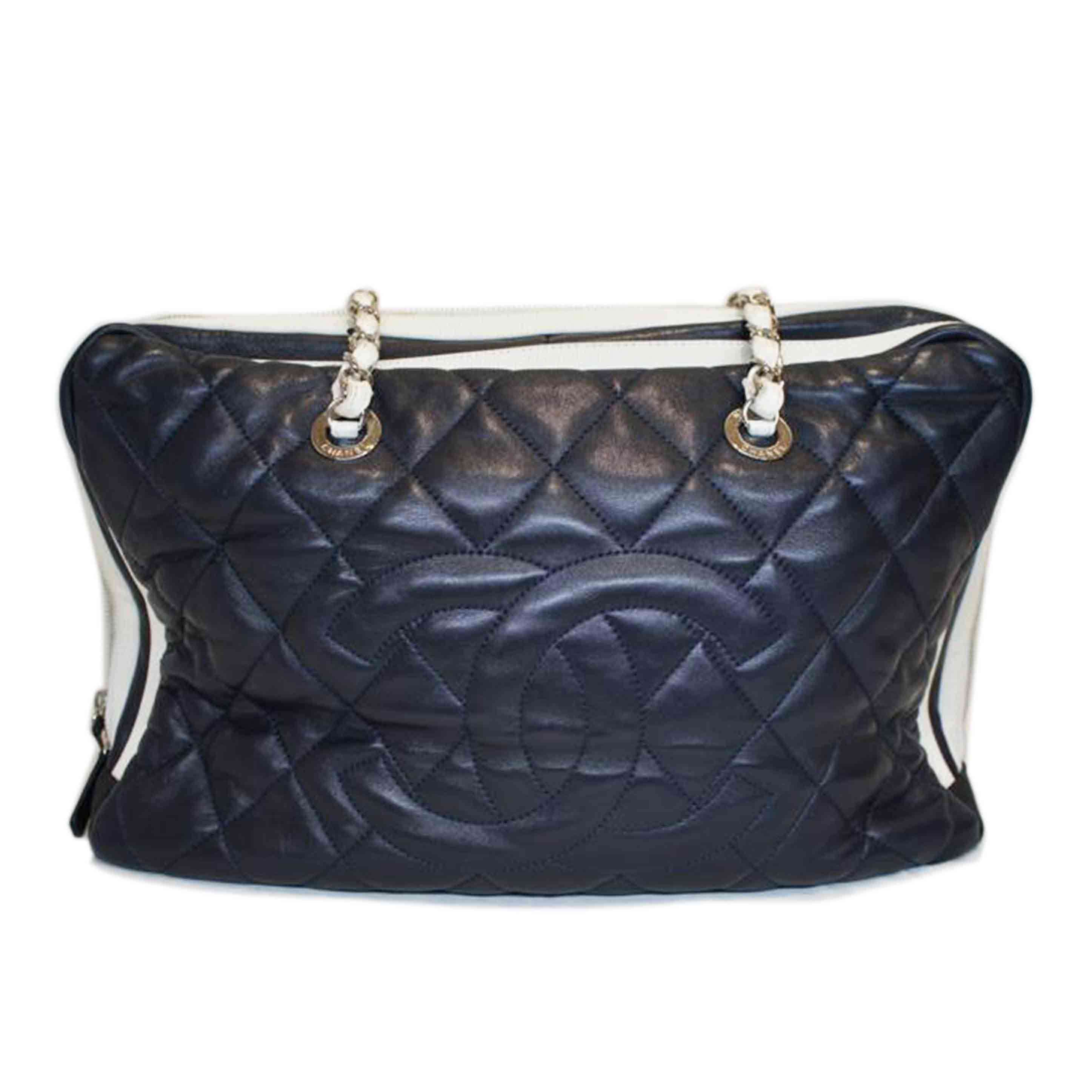 CHANEL シャネル/マトラッセデカココマークチェーントートネイビーラムスキン/131*****/Bランク/91【中古】