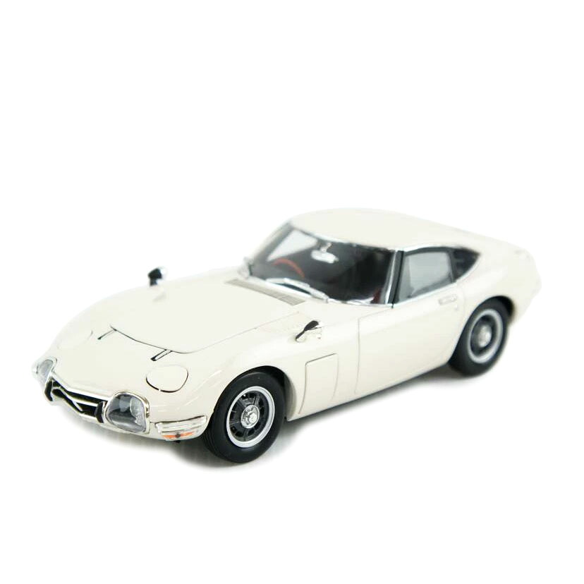 EBBRO TOYOTA 2000GT シルバー 1/24 EBBRO (エブロ) モデルカー 1/24 TOYOTA 2000GT(ホワイト