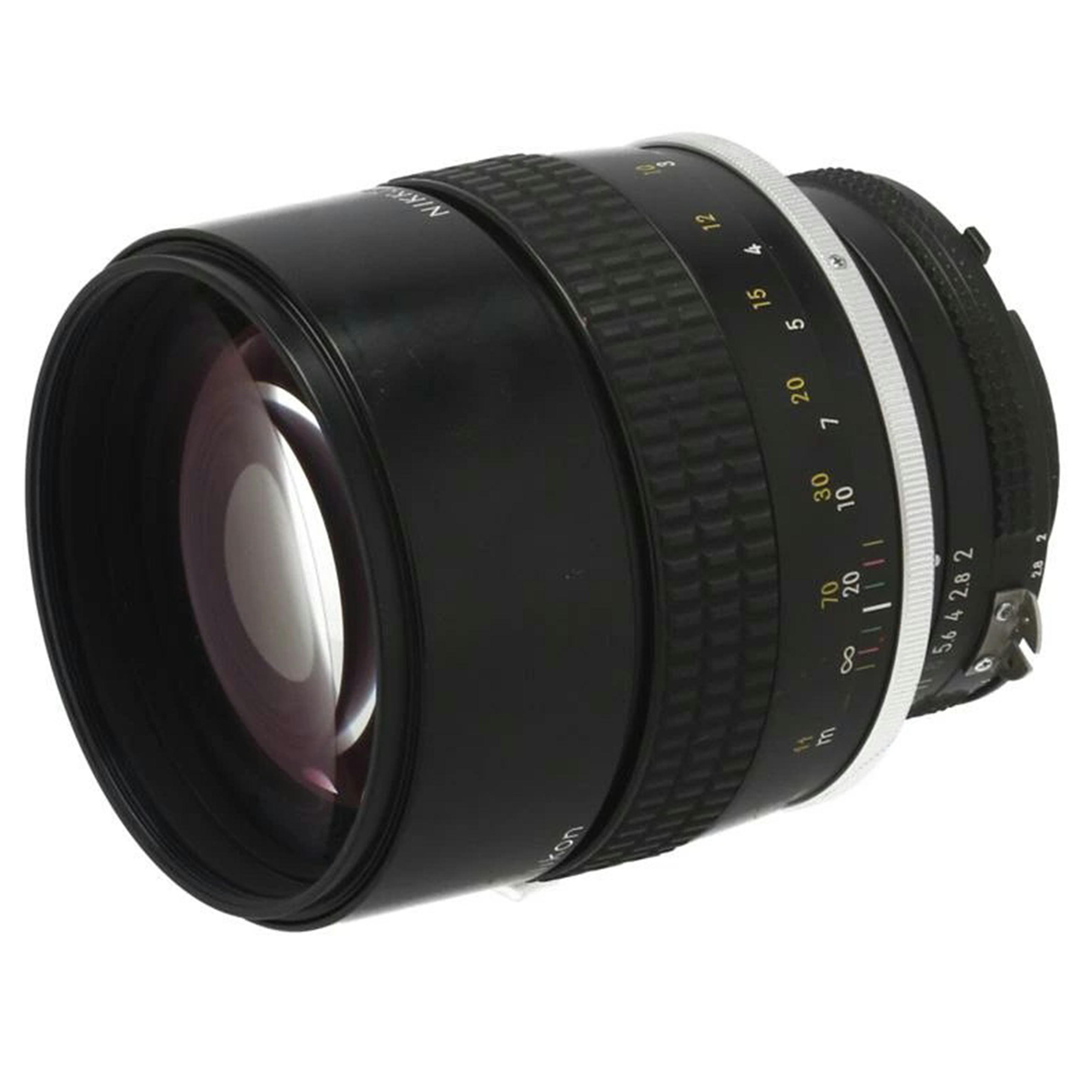 Nikon ニコン/交換レンズ/Ai 135mm F2/196081/Bランク/85【中古】