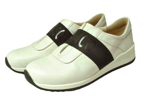 finncomfort フィンコンフォート 82393 ARICA -S ホワイト 甲の抑えがしっかりとしたスリッポンモデルです。|WONDERSHOES店
