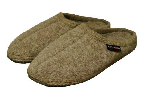 HAFLINGER ハフリンガーホームシューズ 模範例6340 赤銅色 足の裏を御手柔らかに支えるアーチ形受け支えるがついているので長時間、楽に履けます。外反母趾、巡査、足の裏にタコや魚の目のある方にもおすすめ