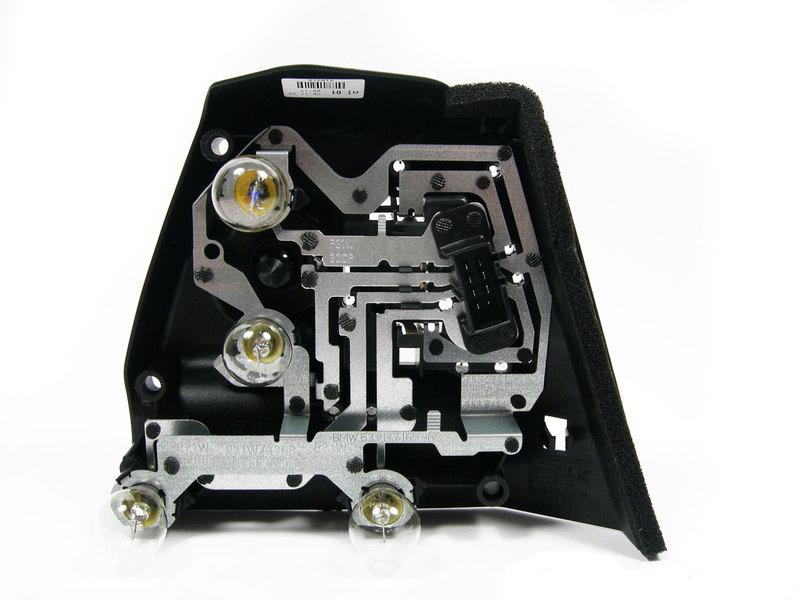 BMW 純正 バルブ キャリア LH | 63217165865|ワンダーテック