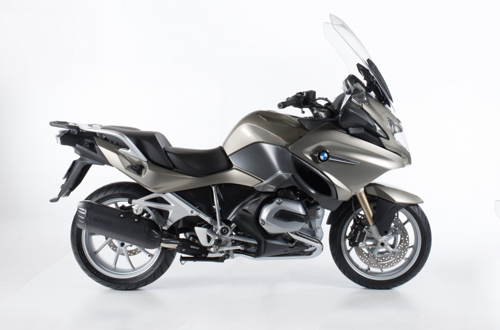 BOS / ボス Desert Fox スリップオンエキゾースト EG (Euro 4) ブラックエディション BMW R 1200 RT 2017-20 | 1740032B｜ワンダーテック 98,945円
