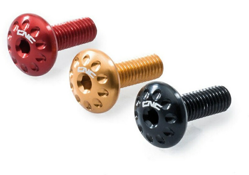 CNC Racing / シーエヌシーレーシング カーボン Windshield Screws Ducati Multistrada 1200 S Pikes Peak 2013 レッド | KV302R